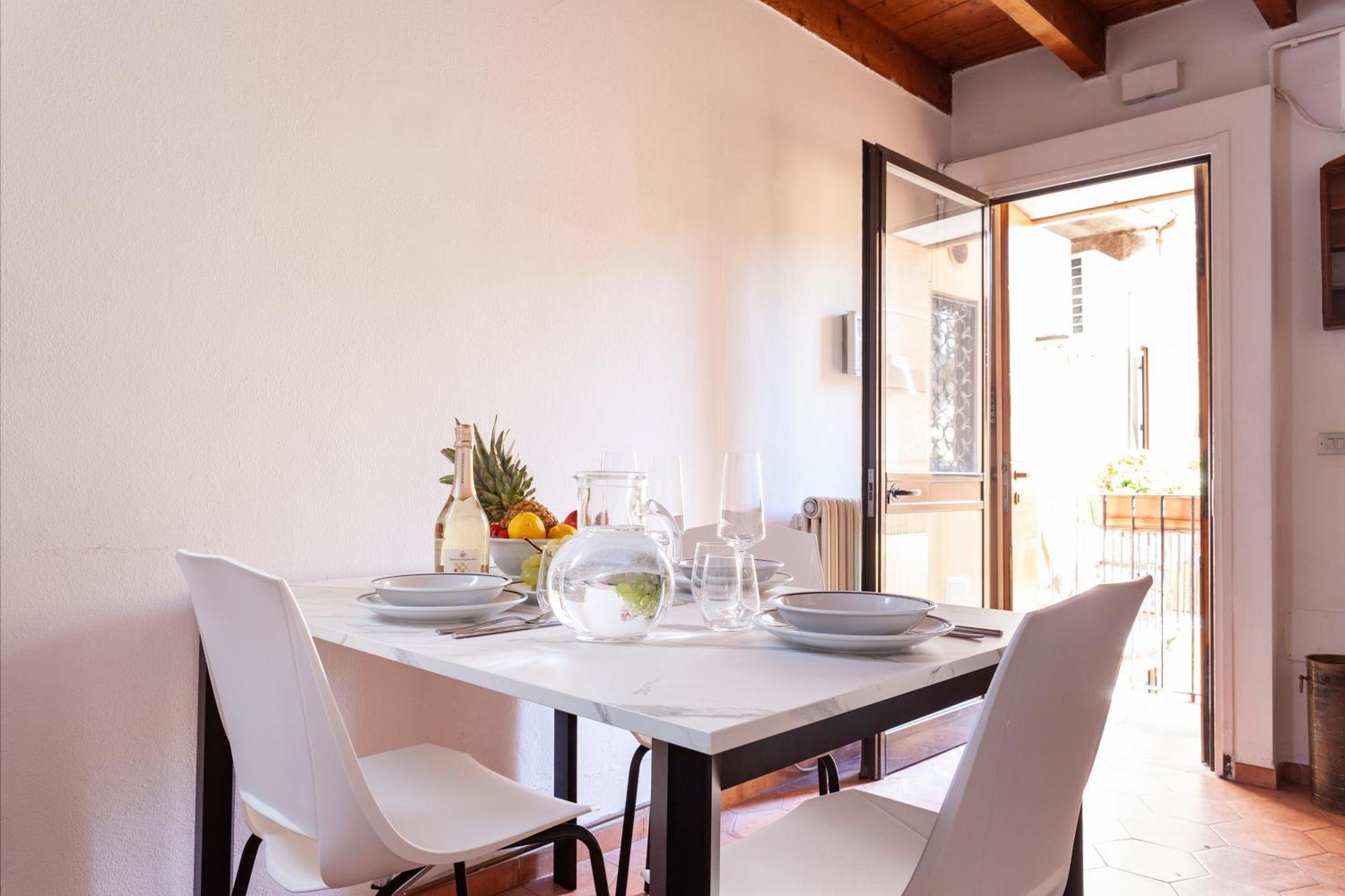 Suite Via Torino Милано Екстериор снимка